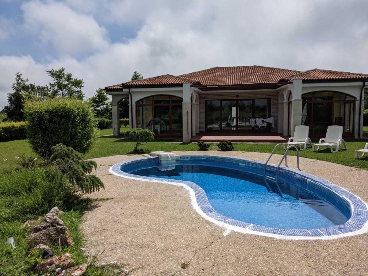 Lighthouse Golf Apart Complex&Villas بالشيك المظهر الخارجي الصورة